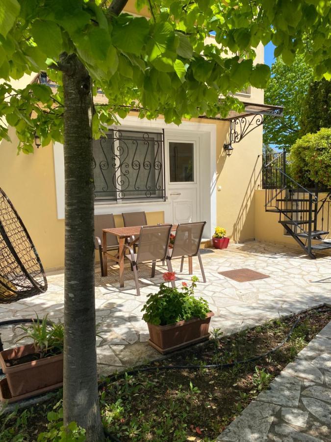 Julias Village-Allure Alepou Exterior foto